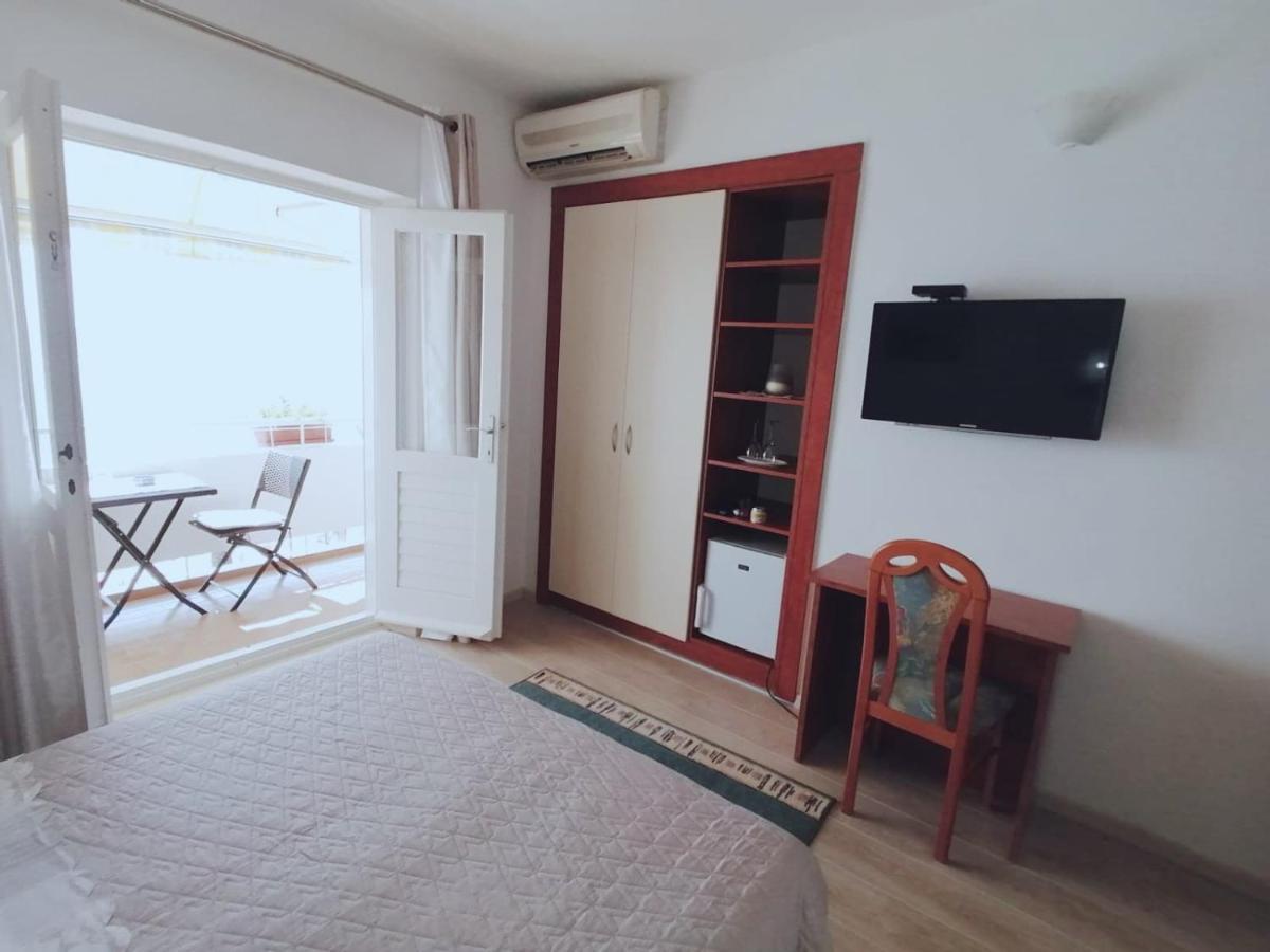 Apartments And Rooms Niksa Podgora Extérieur photo